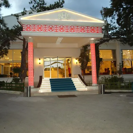 Harlek Thermal Hotel 5*